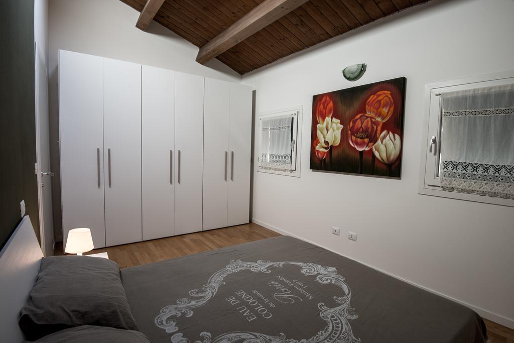 Parco Urbano Apartment Ferrara Room photo